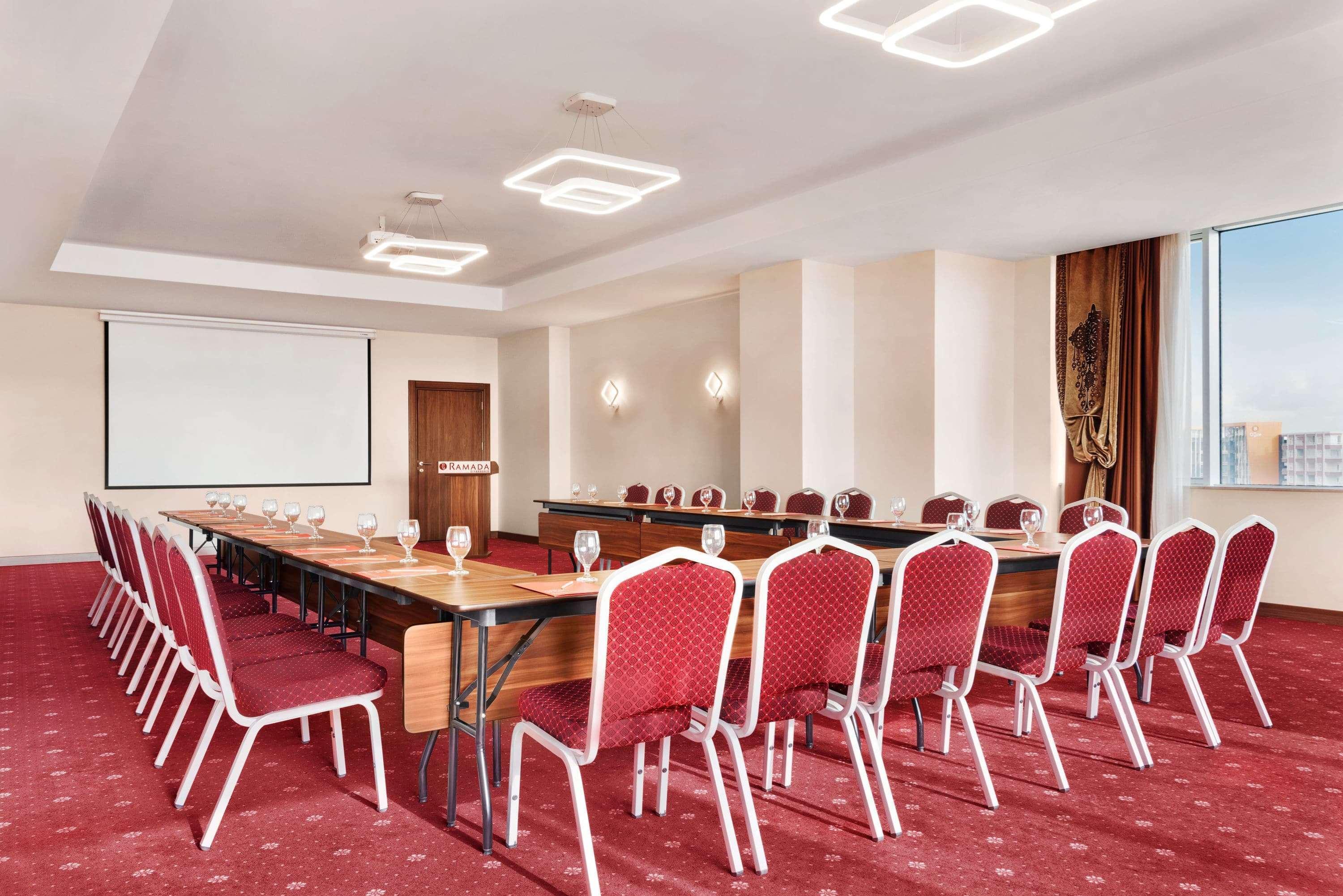 Ramada By Wyndham Diyarbakir Hotel Екстериор снимка